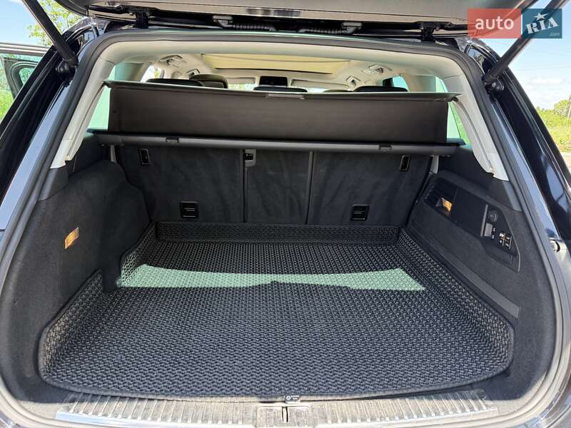 Внедорожник / Кроссовер Volkswagen Touareg 2014 в Кропивницком