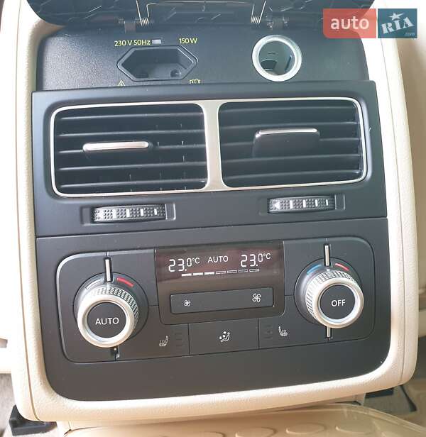 Внедорожник / Кроссовер Volkswagen Touareg 2015 в Житомире