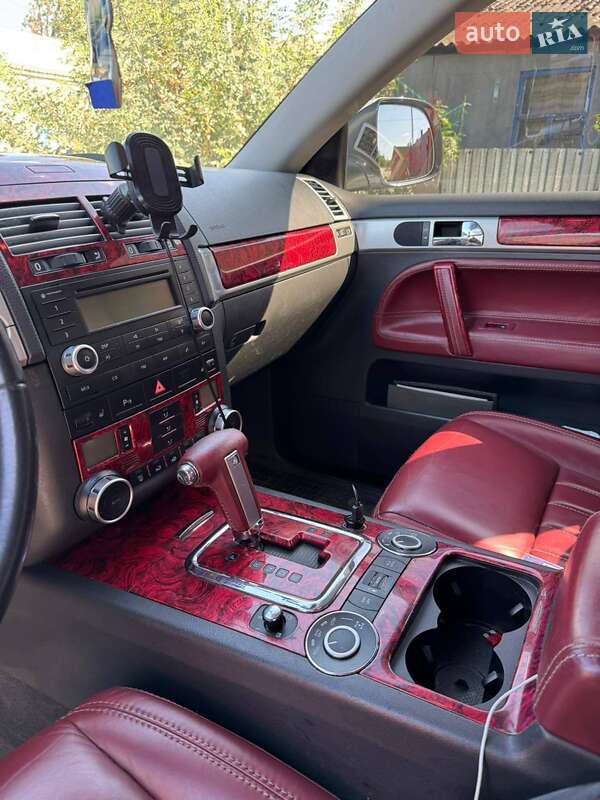 Внедорожник / Кроссовер Volkswagen Touareg 2008 в Харькове