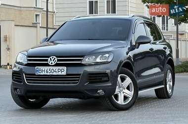 Внедорожник / Кроссовер Volkswagen Touareg 2011 в Одессе