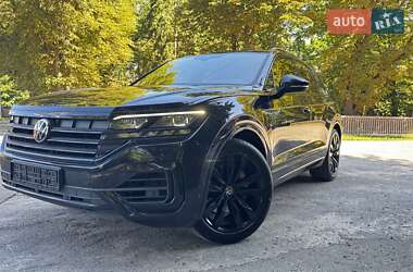 Внедорожник / Кроссовер Volkswagen Touareg 2021 в Киеве