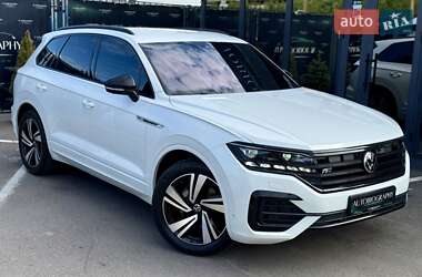 Внедорожник / Кроссовер Volkswagen Touareg 2020 в Киеве