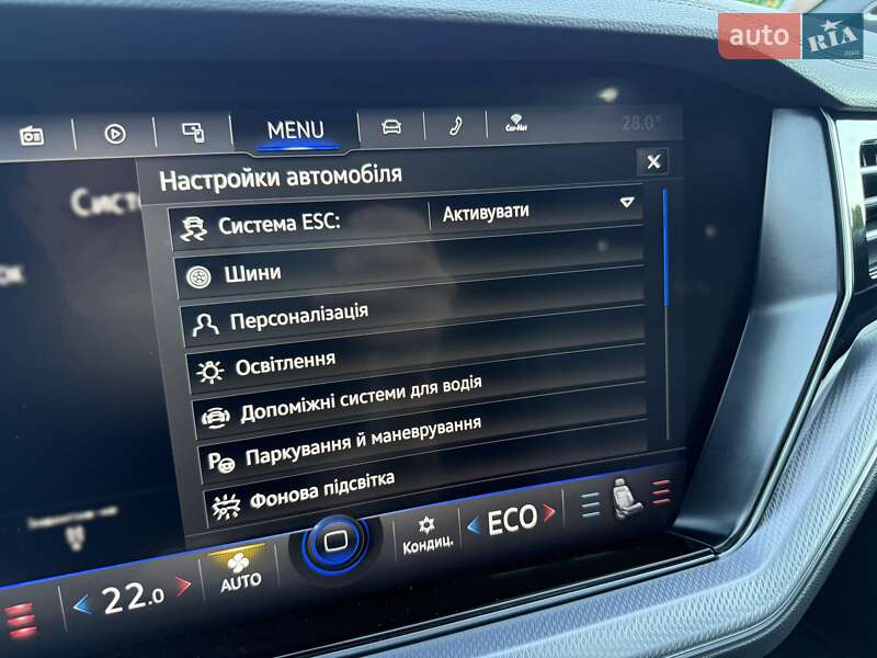 Позашляховик / Кросовер Volkswagen Touareg 2020 в Рівному