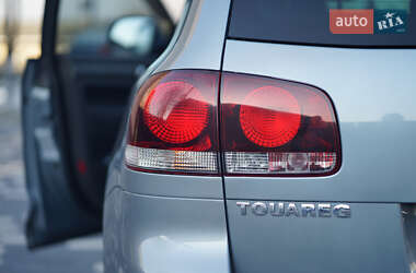 Внедорожник / Кроссовер Volkswagen Touareg 2007 в 