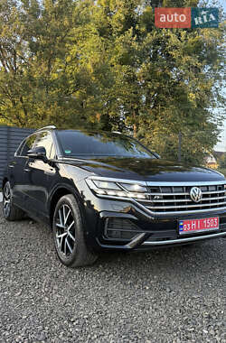 Внедорожник / Кроссовер Volkswagen Touareg 2018 в Луцке