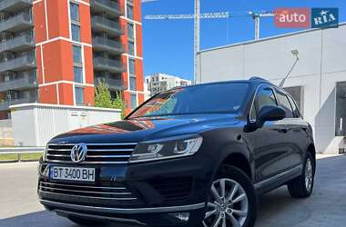 Позашляховик / Кросовер Volkswagen Touareg 2016 в Одесі