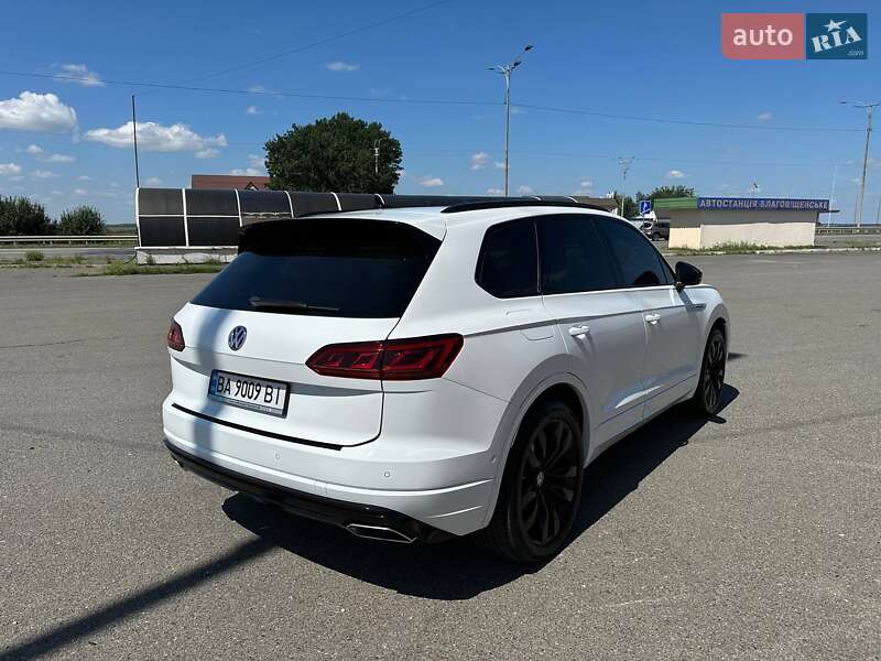 Внедорожник / Кроссовер Volkswagen Touareg 2019 в Умани фото 9 Внедорожник / Кроссовер Volkswagen Touareg 2019 в Умани