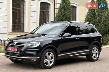 Позашляховик / Кросовер Volkswagen Touareg 2016 в Бродах