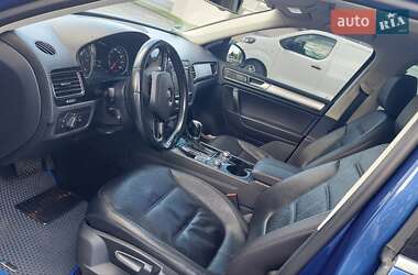 Внедорожник / Кроссовер Volkswagen Touareg 2015 в 