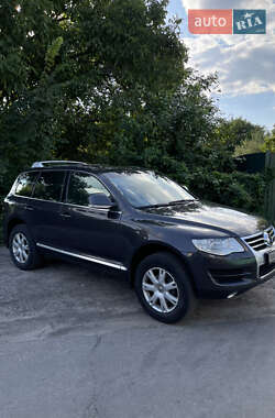 Внедорожник / Кроссовер Volkswagen Touareg 2007 в Киеве