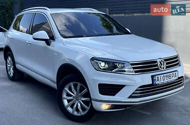 Позашляховик / Кросовер Volkswagen Touareg 2017 в Чернігові