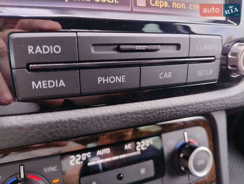 Внедорожник / Кроссовер Volkswagen Touareg 2013 в Киеве фото 26 Внедорожник / Кроссовер Volkswagen Touareg 2013 в Киеве