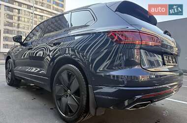Внедорожник / Кроссовер Volkswagen Touareg 2024 в Киеве