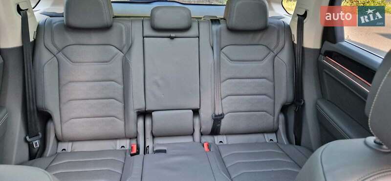 Внедорожник / Кроссовер Volkswagen Touareg 2020 в Киеве фото 37 Внедорожник / Кроссовер Volkswagen Touareg 2020 в Киеве