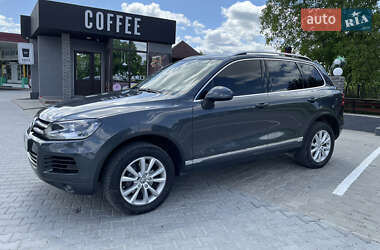 Позашляховик / Кросовер Volkswagen Touareg 2013 в Кам'янець-Подільському