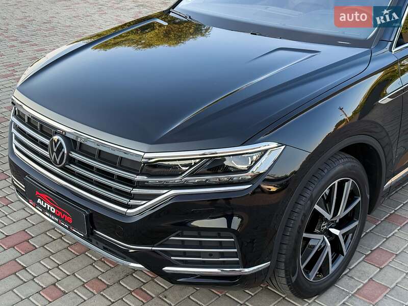 Позашляховик / Кросовер Volkswagen Touareg 2022 в Луцьку