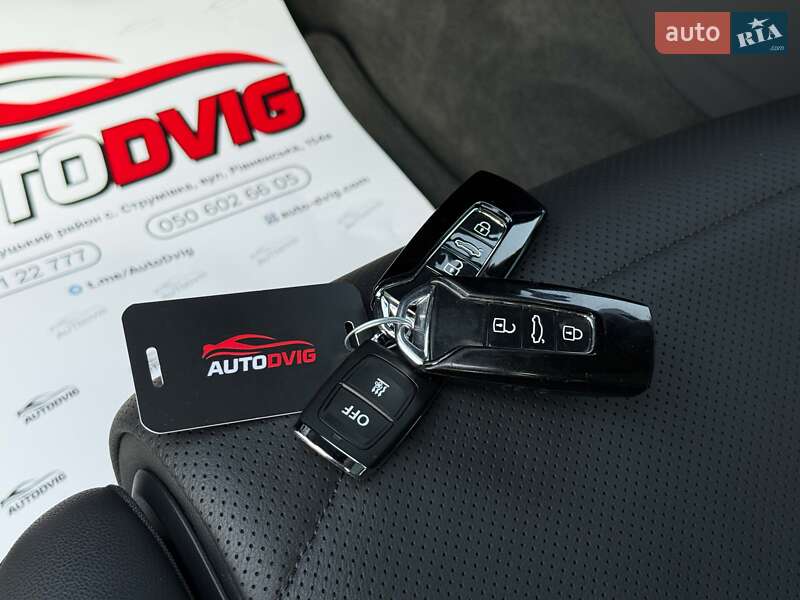 Позашляховик / Кросовер Volkswagen Touareg 2022 в Луцьку