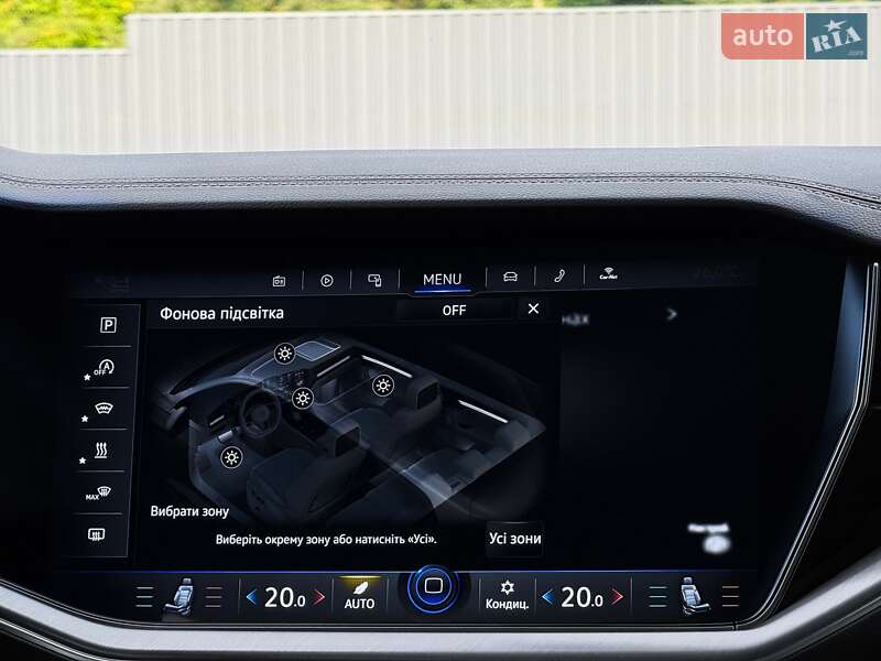 Позашляховик / Кросовер Volkswagen Touareg 2022 в Луцьку