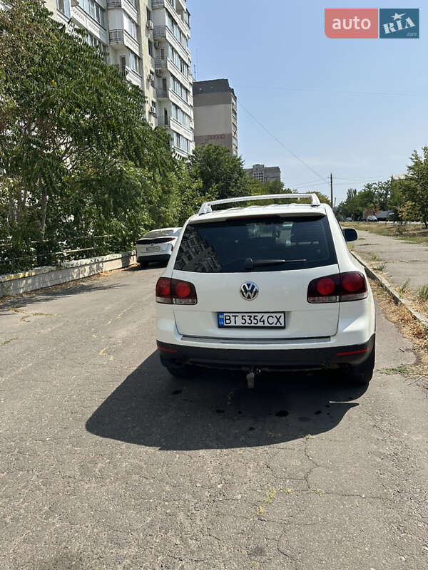 Внедорожник / Кроссовер Volkswagen Touareg 2007 в Николаеве