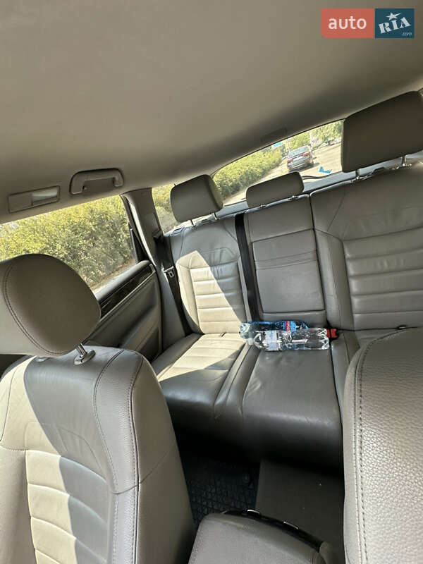 Внедорожник / Кроссовер Volkswagen Touareg 2007 в Николаеве