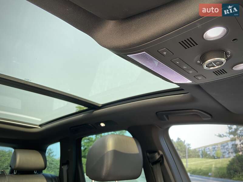 Позашляховик / Кросовер Volkswagen Touareg 2015 в Дніпрі