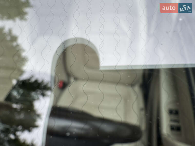 Позашляховик / Кросовер Volkswagen Touareg 2016 в Хмельницькому