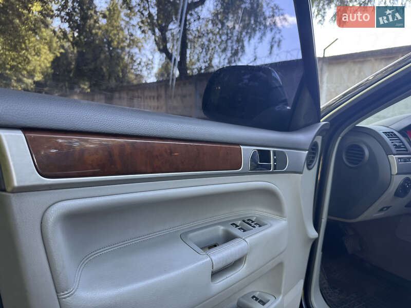 Внедорожник / Кроссовер Volkswagen Touareg 2007 в Луцке фото 16 Внедорожник / Кроссовер Volkswagen Touareg 2007 в Луцке