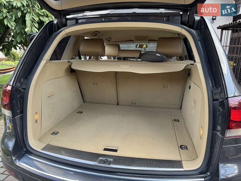 Позашляховик / Кросовер Volkswagen Touareg 2009 в Ватутіному