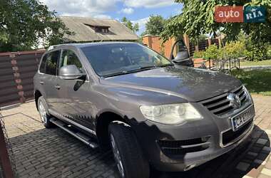 Внедорожник / Кроссовер Volkswagen Touareg 2009 в 