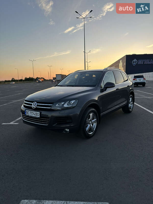 Внедорожник / Кроссовер Volkswagen Touareg 2012 в Львове фото 14 Внедорожник / Кроссовер Volkswagen Touareg 2012 в Львове