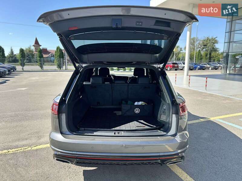 Внедорожник / Кроссовер Volkswagen Touareg 2023 в Полтаве