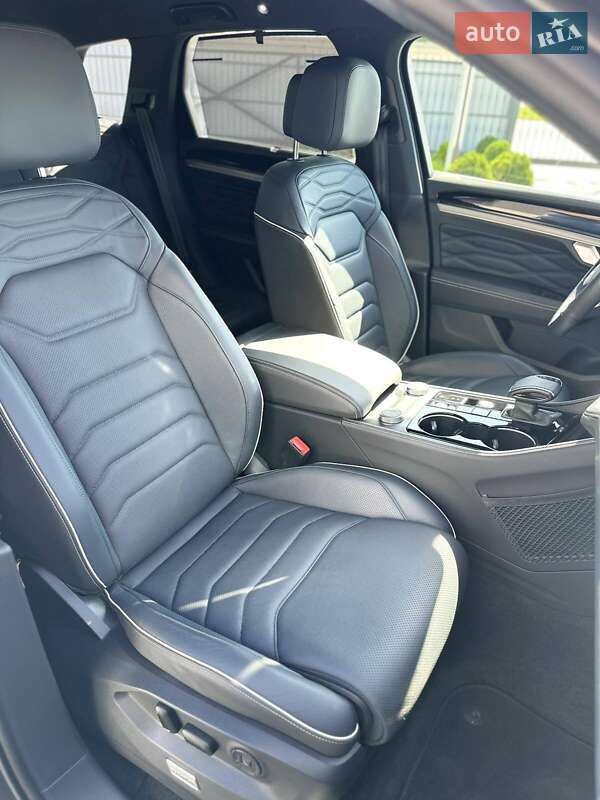 Внедорожник / Кроссовер Volkswagen Touareg 2023 в Полтаве