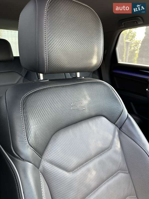 Внедорожник / Кроссовер Volkswagen Touareg 2023 в Киеве