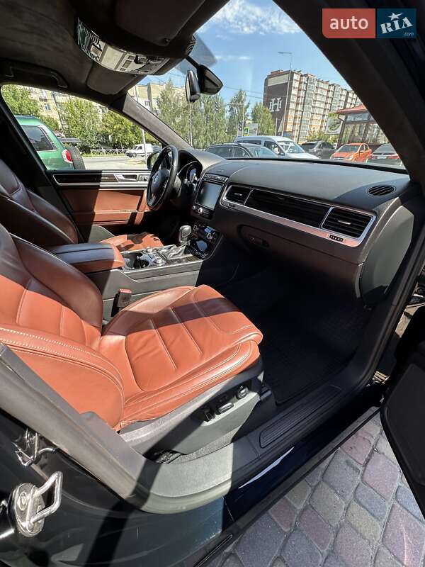 Внедорожник / Кроссовер Volkswagen Touareg 2015 в Тернополе фото 27 Внедорожник / Кроссовер Volkswagen Touareg 2015 в Тернополе