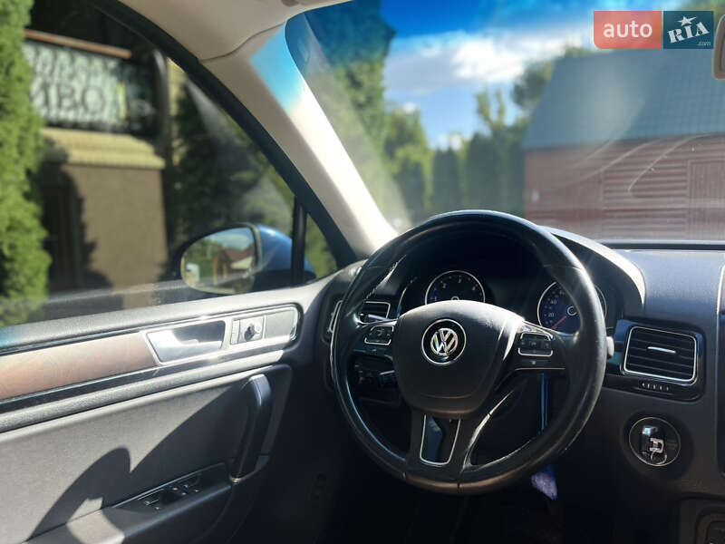 Позашляховик / Кросовер Volkswagen Touareg 2014 в Лохвиці фото 11 Позашляховик / Кросовер Volkswagen Touareg 2014 в Лохвиці