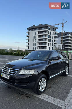 Позашляховик / Кросовер Volkswagen Touareg 2005 в Хусті