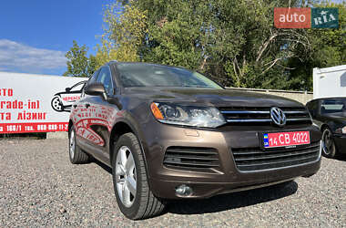 Позашляховик / Кросовер Volkswagen Touareg 2012 в Черкасах