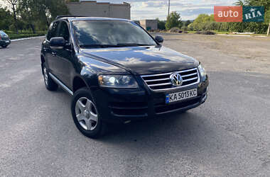 Позашляховик / Кросовер Volkswagen Touareg 2005 в Немирові