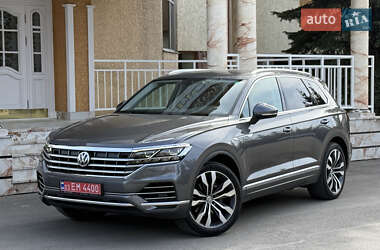 Внедорожник / Кроссовер Volkswagen Touareg 2019 в Тернополе