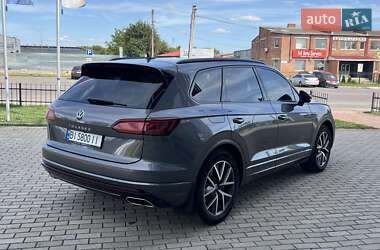 Внедорожник / Кроссовер Volkswagen Touareg 2022 в 