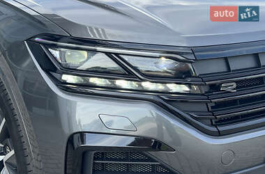 Внедорожник / Кроссовер Volkswagen Touareg 2022 в 