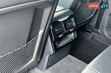 Внедорожник / Кроссовер Volkswagen Touareg 2022 в 