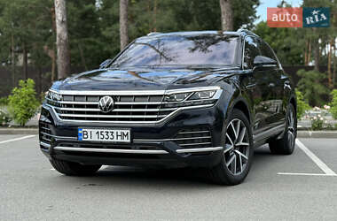 Позашляховик / Кросовер Volkswagen Touareg 2022 в Києві