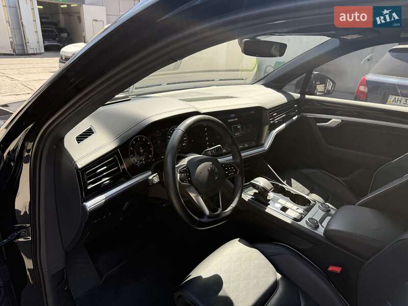 Внедорожник / Кроссовер Volkswagen Touareg 2022 в Каменском фото 18 Внедорожник / Кроссовер Volkswagen Touareg 2022 в Каменском