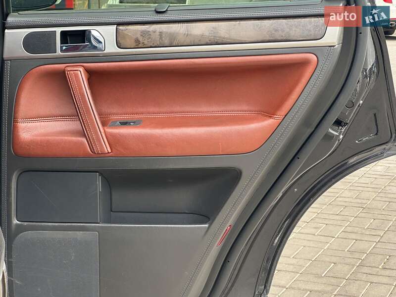 Позашляховик / Кросовер Volkswagen Touareg 2009 в Одесі фото 14 Позашляховик / Кросовер Volkswagen Touareg 2009 в Одесі