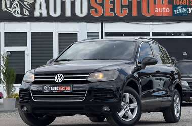 Позашляховик / Кросовер Volkswagen Touareg 2011 в Харкові