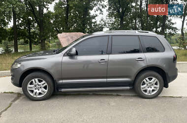 Внедорожник / Кроссовер Volkswagen Touareg 2009 в 
