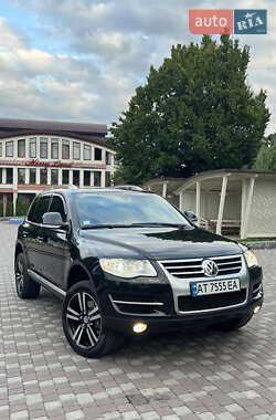 Позашляховик / Кросовер Volkswagen Touareg 2009 в Городенці