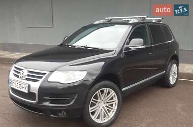 Внедорожник / Кроссовер Volkswagen Touareg 2008 в Львове