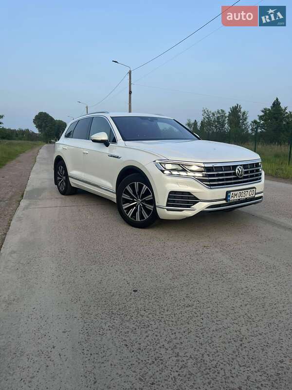 Внедорожник / Кроссовер Volkswagen Touareg 2018 в Коростене фото 13 Внедорожник / Кроссовер Volkswagen Touareg 2018 в Коростене